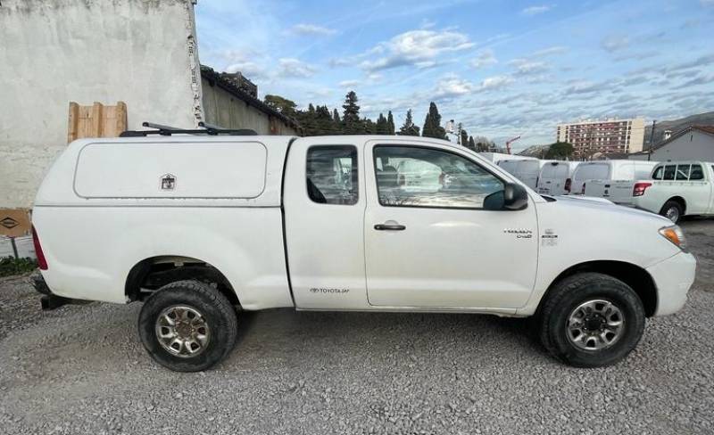 TOYOTA HILUX 2.5 D-4D 120 XTRA CAB 4WD PICK UP  OCCASION