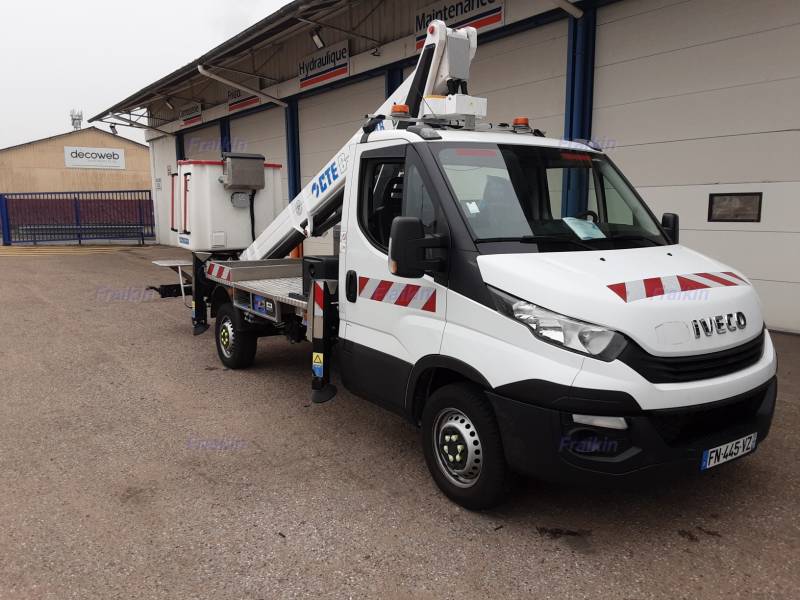 *** ARRIVAGE *** IVECO 35S14 NACELLE 18M OCCASION