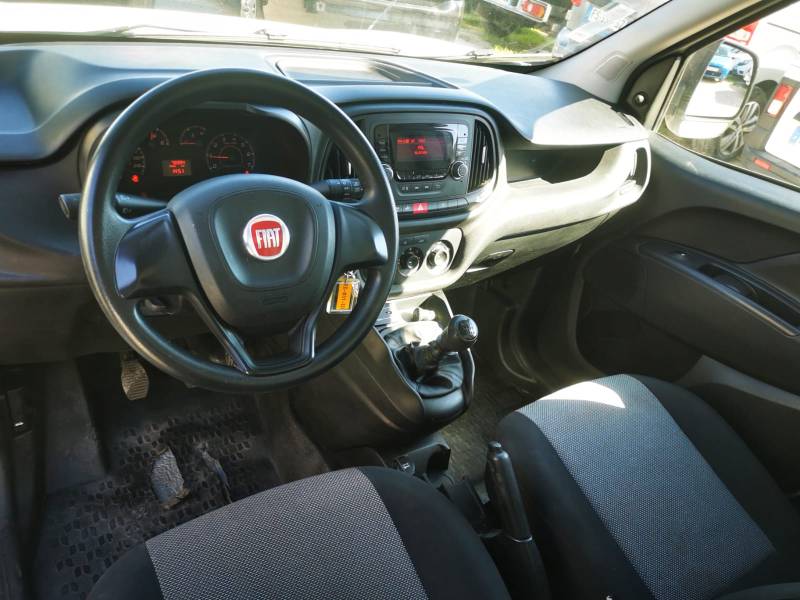 *** FRIGO +/-  ***  FIAT DOBLO 1.6 MJTD 105 FRIGO +/-  OCCASION