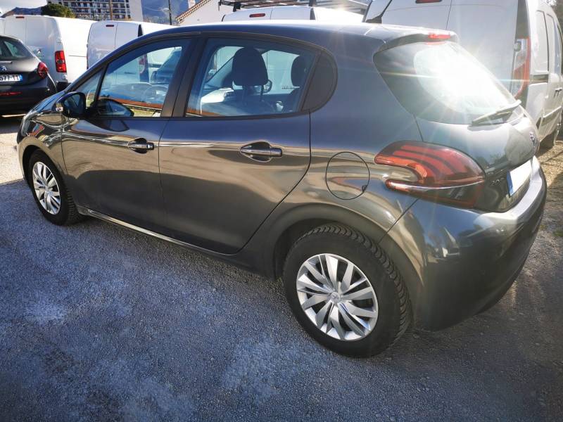 *** ARRIVAGE *** PEUGEOT 208 1.6 BLUEHDI 100 SOCIETE 2 PLACES PREMIUM OCCASION