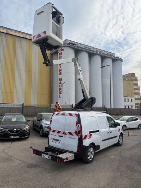 RENAULT KANGOO 1.5  DCI 90 ---- NACELLE 10 METRE --------OCCASION