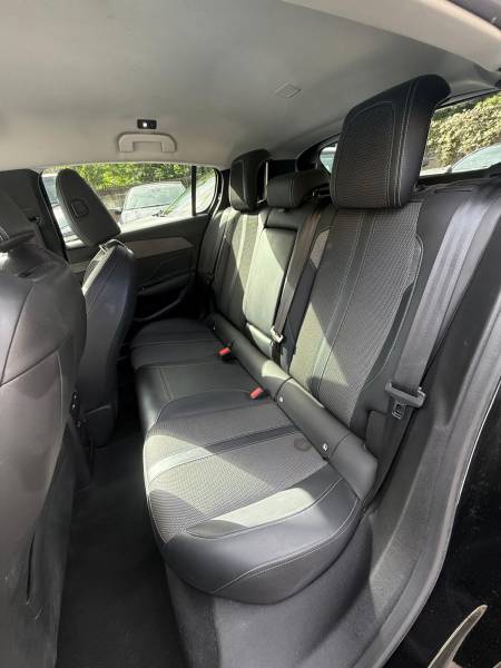 PEUGEOT 308 III 1.5 BLUEHDI 130CH ALLURE EAT8