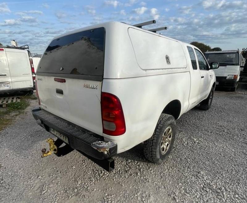 TOYOTA HILUX 2.5 D-4D 120 XTRA CAB 4WD PICK UP  OCCASION