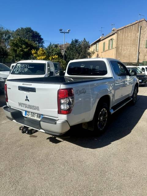 MITSUBISHI L200 CLUB CABINE 2.2 DI-D INVITE 150CH