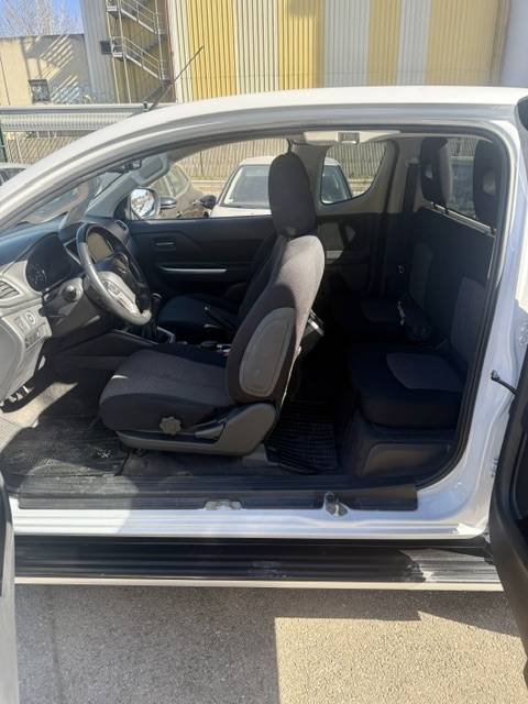 MITSUBISHI L200 CLUB CABINE 2.2 DI-D INVITE 150CH